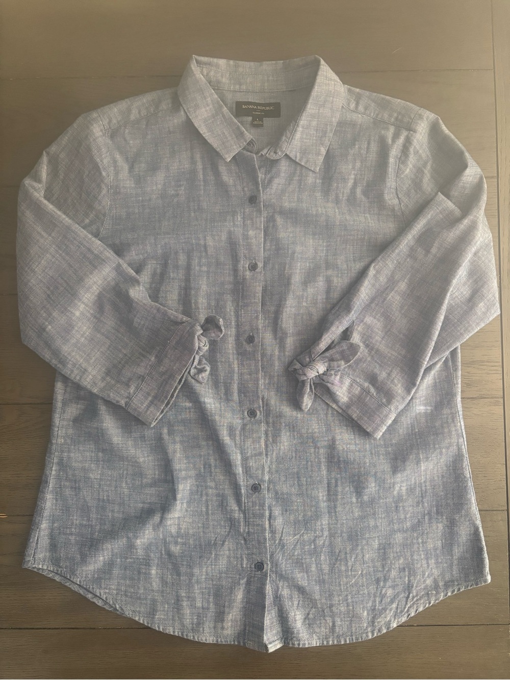 Banana Republic Women's Classic Fit Roll Tab Button Down Shirt Size Large